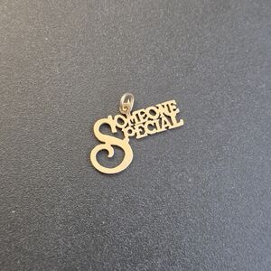 14k Gold Vintage Charm "Someone Special"